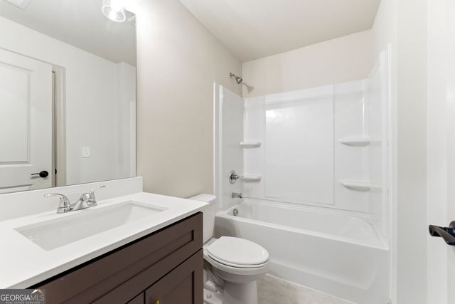 198 Lotus Lane 82, Covington, GA 30016