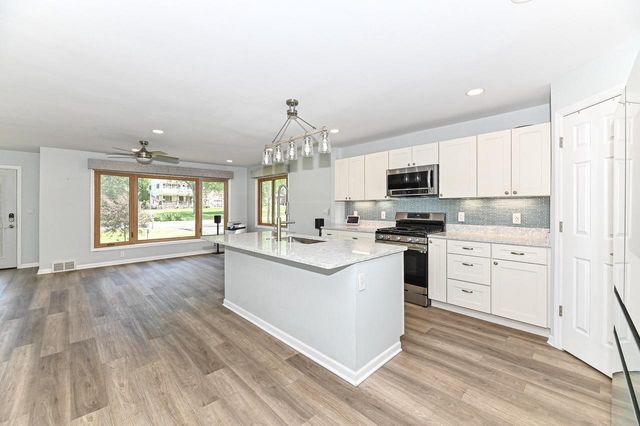 3663 E Obrien ROAD, Oak Creek, WI 53154