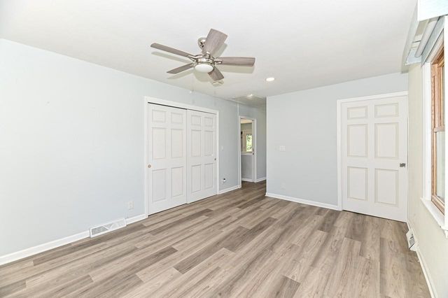 3663 E Obrien ROAD, Oak Creek, WI 53154