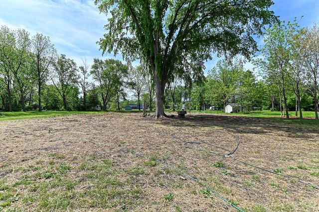 3663 E Obrien ROAD, Oak Creek, WI 53154