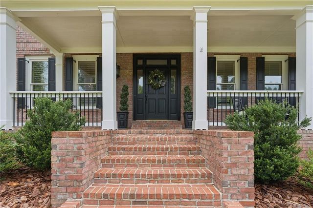 1072 Moores Walk Lane, Suwanee, GA 30024