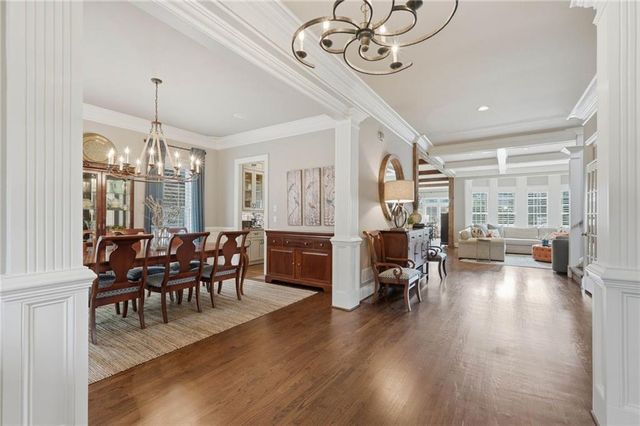 1072 Moores Walk Lane, Suwanee, GA 30024