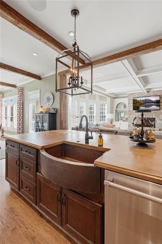 1072 Moores Walk Lane, Suwanee, GA 30024