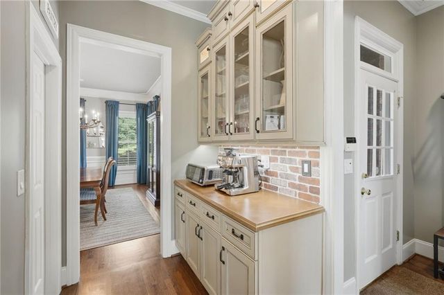 1072 Moores Walk Lane, Suwanee, GA 30024