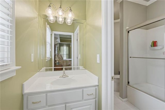 1072 Moores Walk Lane, Suwanee, GA 30024