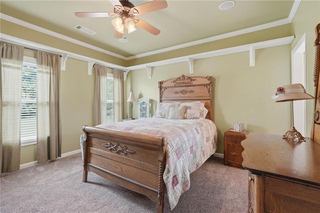 1072 Moores Walk Lane, Suwanee, GA 30024