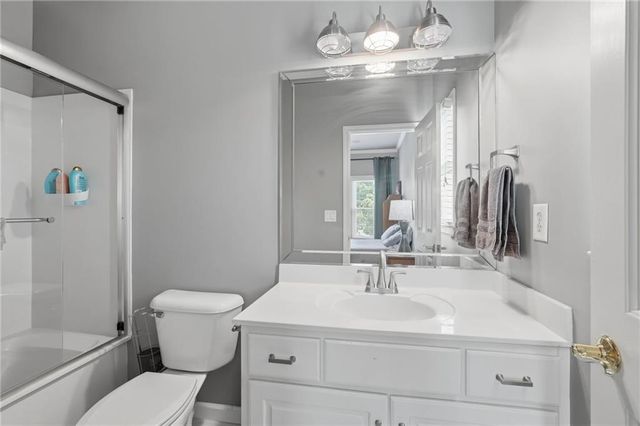 1072 Moores Walk Lane, Suwanee, GA 30024