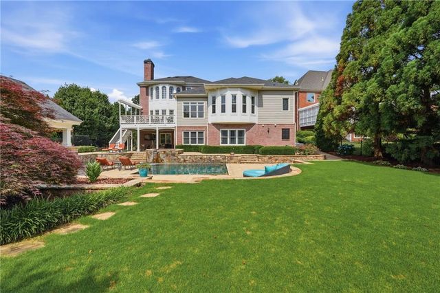 1072 Moores Walk Lane, Suwanee, GA 30024