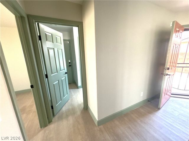 7887 BARNTUCKET Avenue 0, Las Vegas, NV 89147