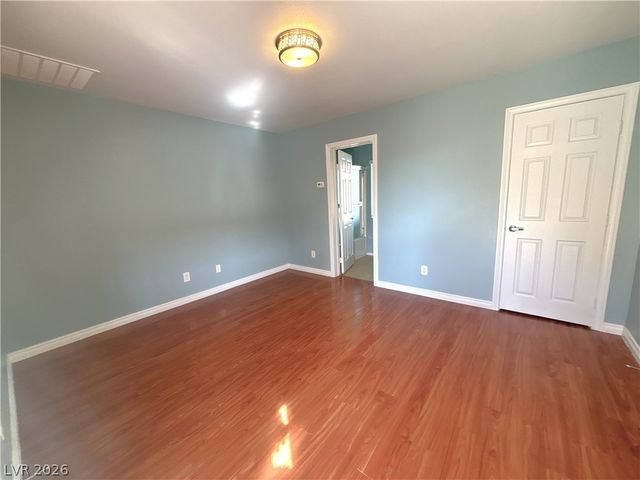 7887 BARNTUCKET Avenue 0, Las Vegas, NV 89147