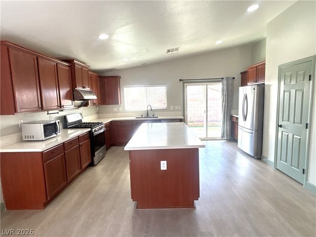 7887 BARNTUCKET Avenue 0, Las Vegas, NV 89147