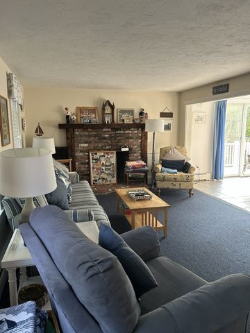 59 Weston Road, Falmouth, MA 02556