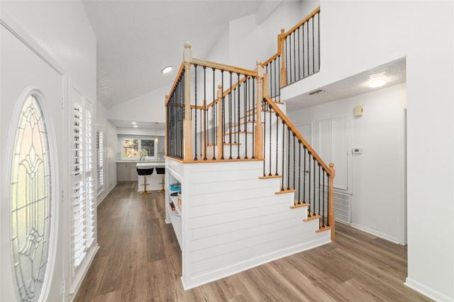 717 Davis Road, League City, TX 77573