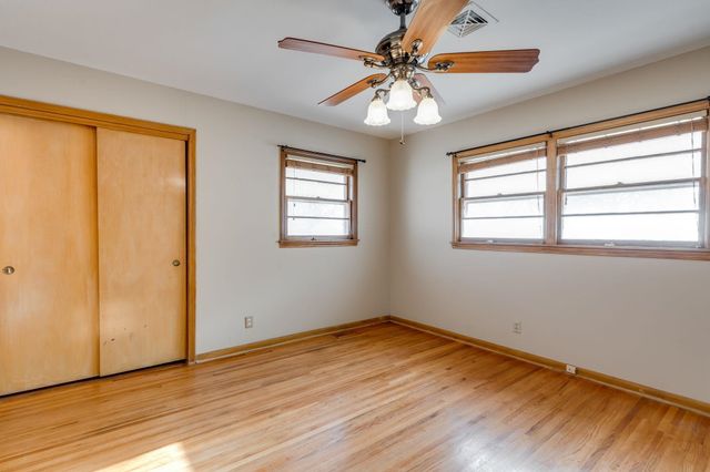 834 Big Bend Rd, Wichita, KS 67218