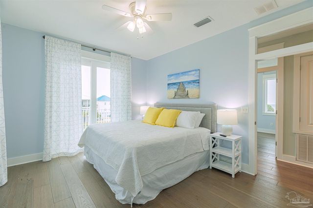 1 Calle Traviesa, Pensacola Beach, FL 32561