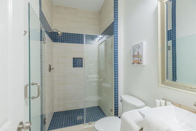 1 Calle Traviesa, Pensacola Beach, FL 32561