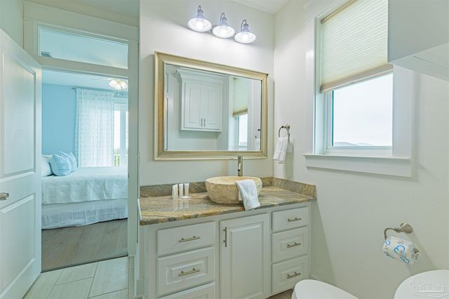 1 Calle Traviesa, Pensacola Beach, FL 32561