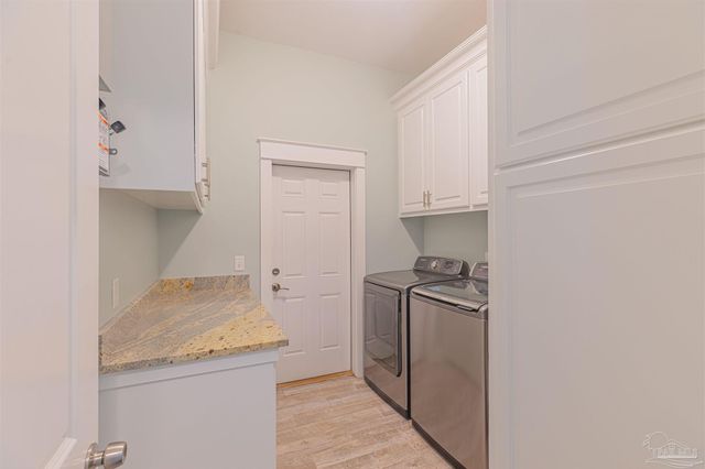 1 Calle Traviesa, Pensacola Beach, FL 32561