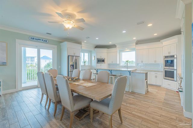 1 Calle Traviesa, Pensacola Beach, FL 32561