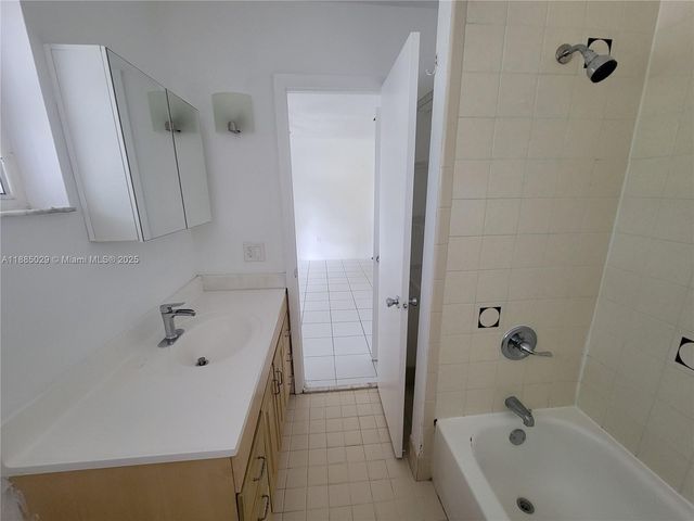 3936 NW 76th Ter 3936, Davie, FL 33024