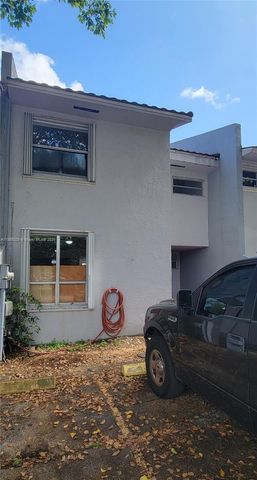 3936 NW 76th Ter 3936, Davie, FL 33024