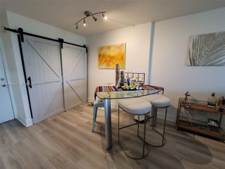 9320 Fontainebleau Blvd 510, Miami, FL 33172