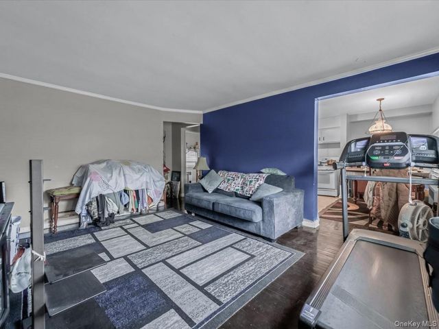 1969 Edison Avenue, Bronx, NY 10461