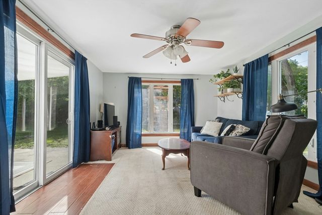 146 Purchase St, Milford, MA 01757