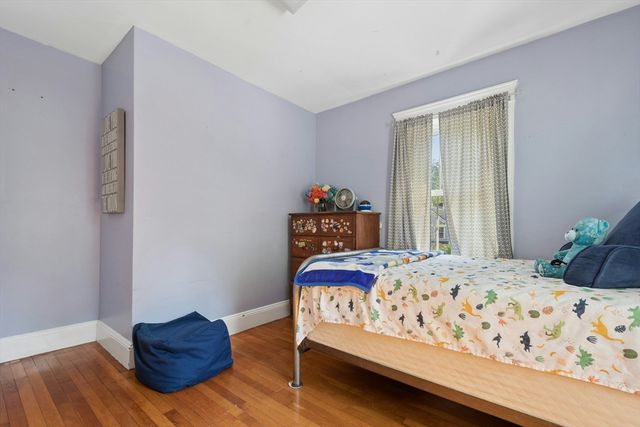 146 Purchase St, Milford, MA 01757