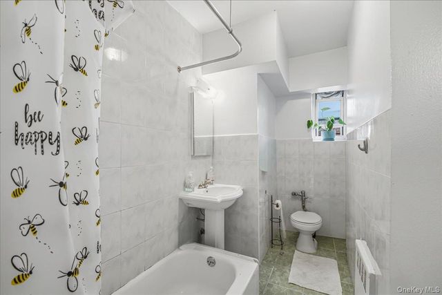 64-11 99 Street 414, Rego Park, NY 11374