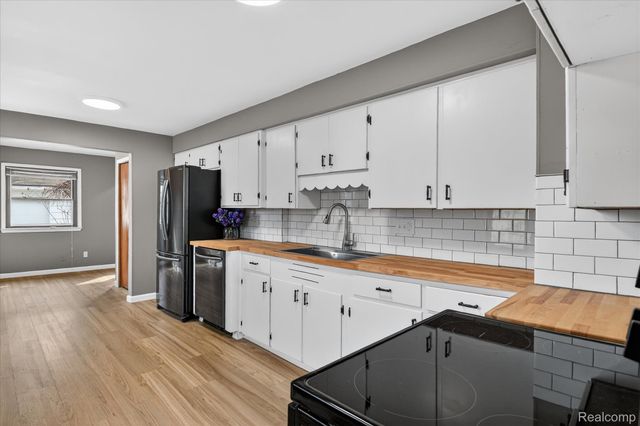 626 Bagley Avenue, Ypsilanti Charter Township, MI 48198