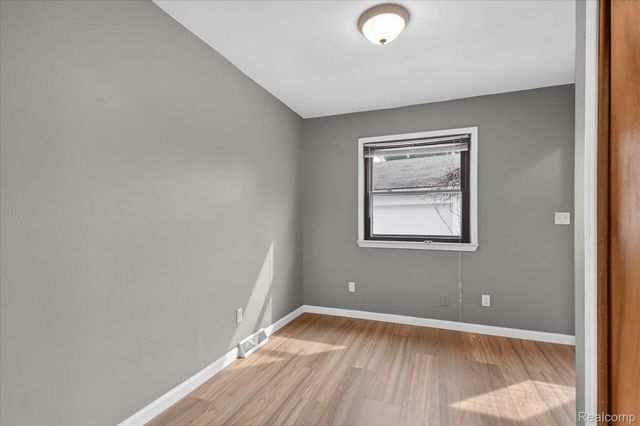 626 Bagley Avenue, Ypsilanti Charter Township, MI 48198