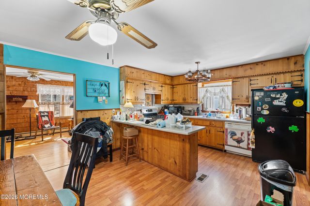 521 E Long Branch Avenue, Ocean Gate, NJ 08740