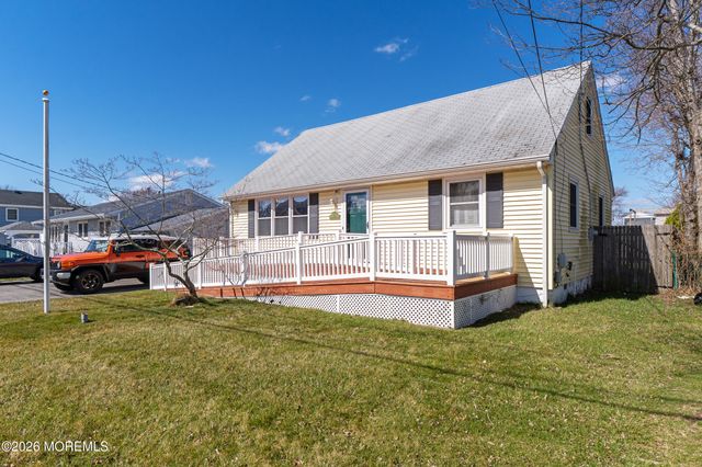 521 E Long Branch Avenue, Ocean Gate, NJ 08740