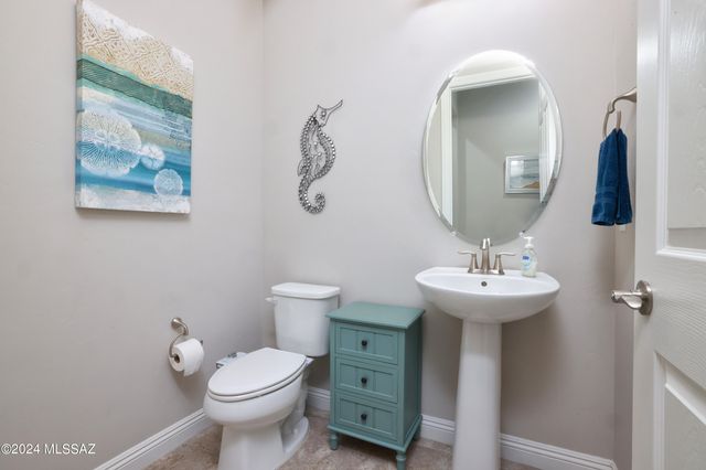 2542 N Woods End Place, Tucson, AZ 85749