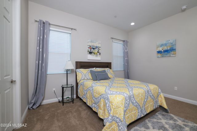 2542 N Woods End Place, Tucson, AZ 85749