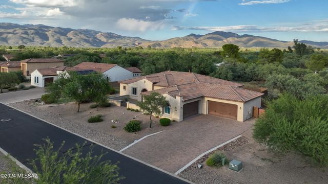 2542 N Woods End Place, Tucson, AZ 85749