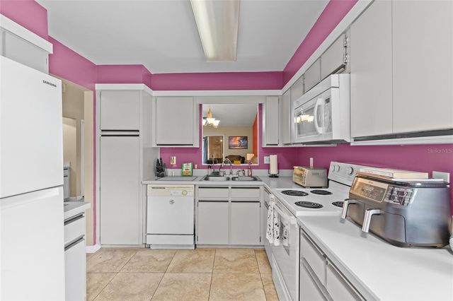 601 ALBANY COURT, Longwood, FL 32779