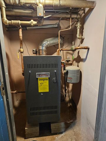 5948 W Diversey Avenue, Chicago, IL 60639