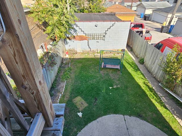 5948 W Diversey Avenue, Chicago, IL 60639