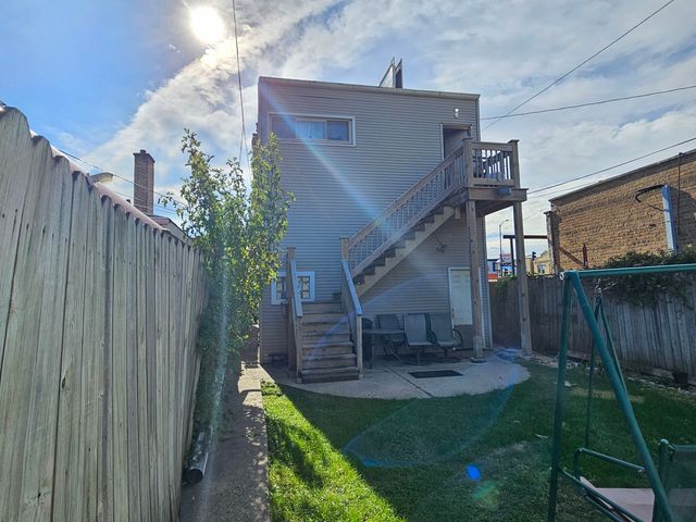 5948 W Diversey Avenue, Chicago, IL 60639