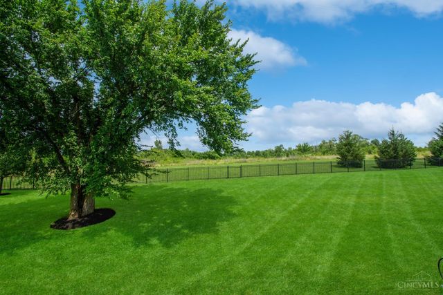 62 Tall Oaks Drive, Monroe, OH 45044