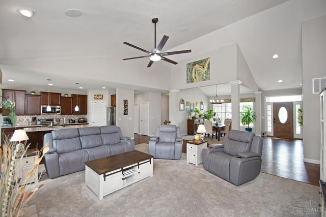 62 Tall Oaks Drive, Monroe, OH 45044