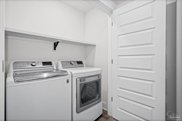 1419 Iroquois Ct, Pensacola, FL 32534