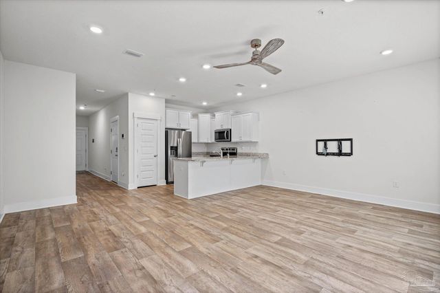 1419 Iroquois Ct, Pensacola, FL 32534