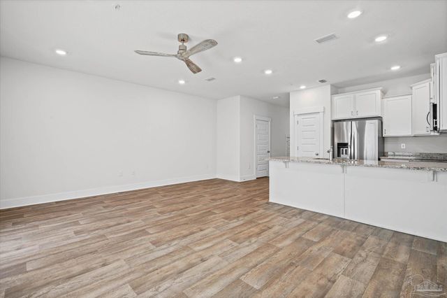 1419 Iroquois Ct, Pensacola, FL 32534