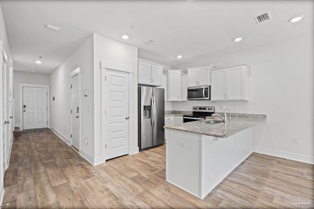 1419 Iroquois Ct, Pensacola, FL 32534