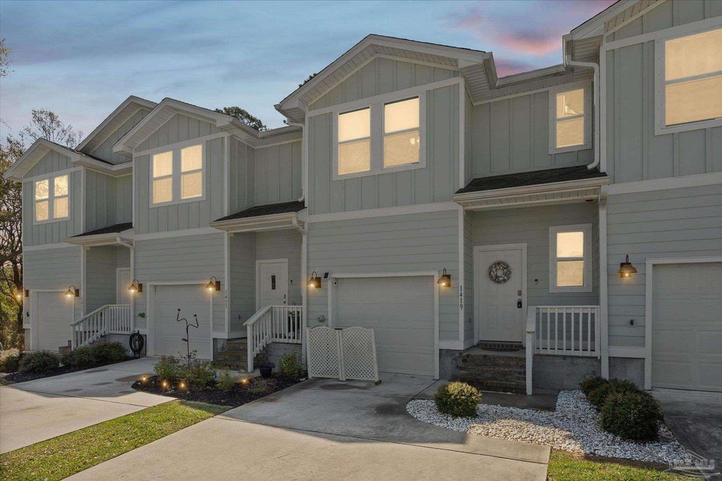 1419 Iroquois Ct, Pensacola, FL 32534