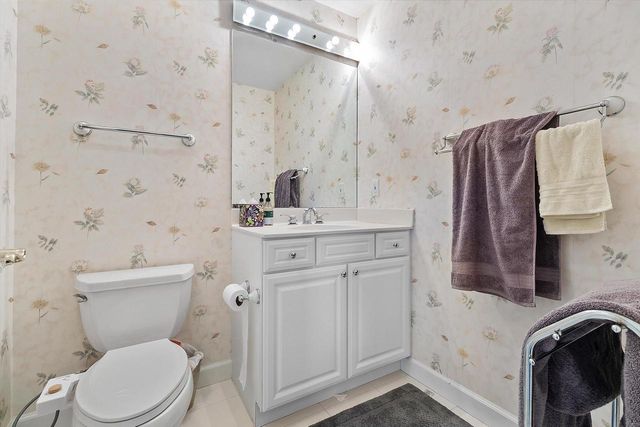2 Lincoln PARKWAY, Williams Bay, WI 53191