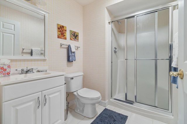 2 Lincoln PARKWAY, Williams Bay, WI 53191
